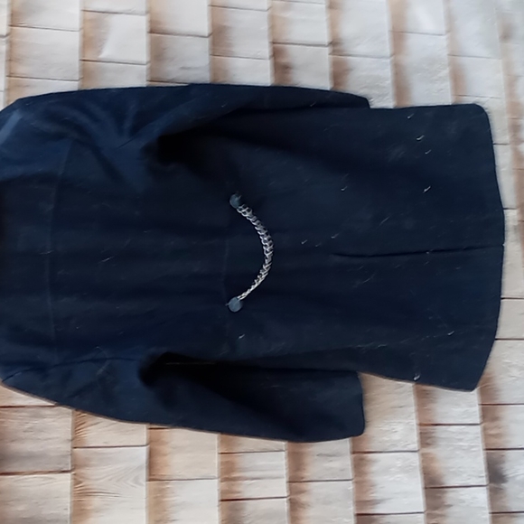 It doesn't fit now. But it is still gorgeous 🥰 - Picture 6 of 6